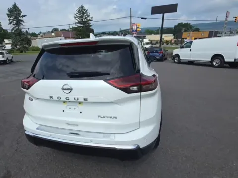 More photos of 2024 Nissan Rogue Platinum FWD at Grace Auto Group, PA