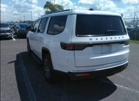 More photos of 2024 Jeep Wagoneer Series II 4x4 at Grace Auto Group, PA