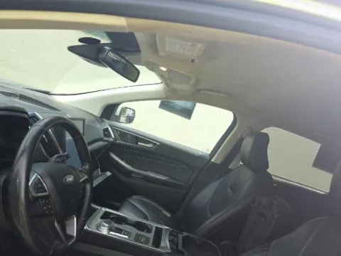 More photos of 2022 Ford Edge Titanium at Grace Auto Group, PA