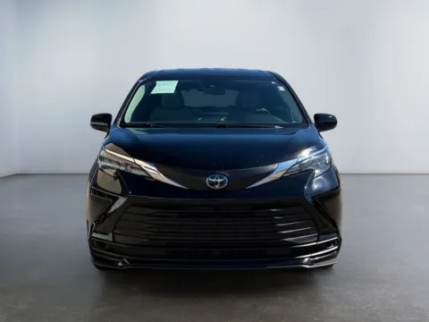 Another view of 2025 Toyota Sienna LE for sale in Morrisville, PA at Grace Auto Group