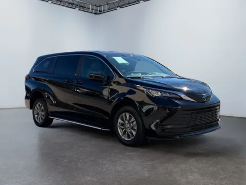 More photos of 2025 Toyota Sienna LE at Grace Auto Group, PA