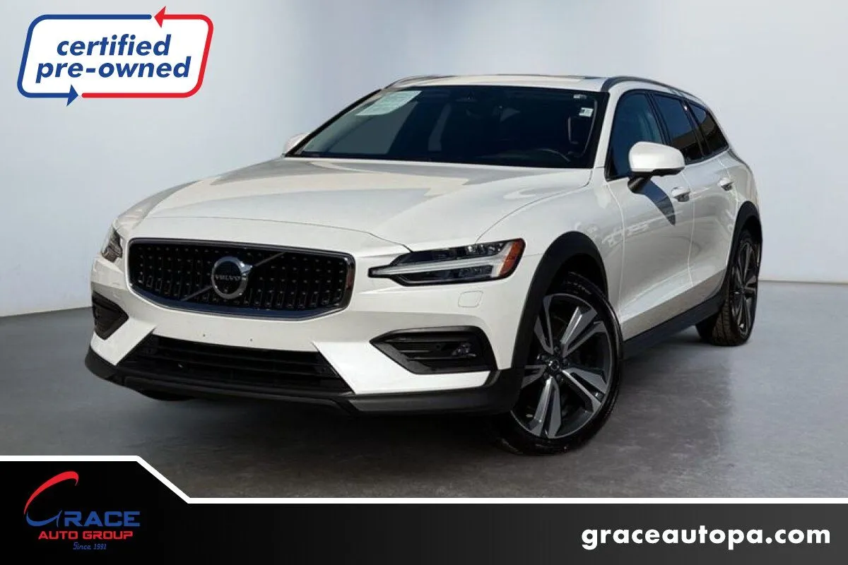 2025 Volvo V60 Cross Country