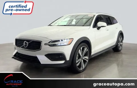 White 2025 Volvo V60 Cross Country Plus, B5 AWD Gas (mild hybrid) for sale in Morrisville, PA