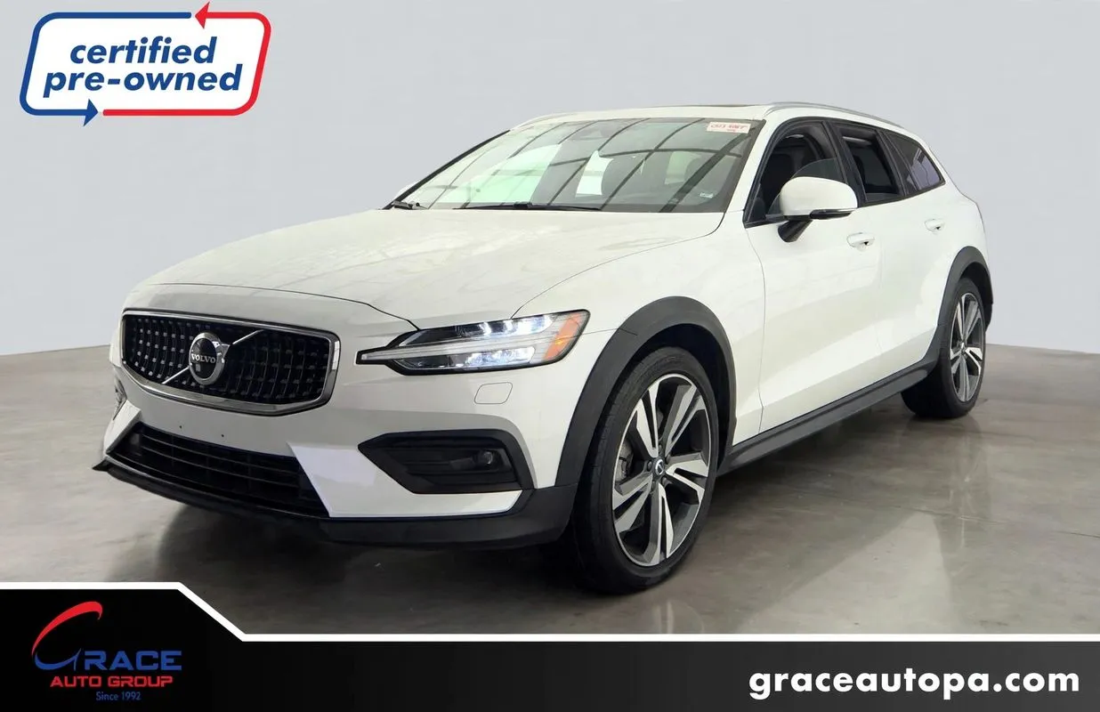 2025 Volvo V60 Cross Country