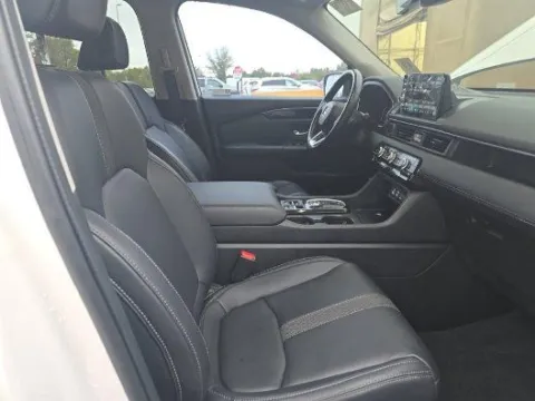 More photos of 2023 Honda Pilot AWD EX-L 8 Passenger at Grace Auto Group, PA