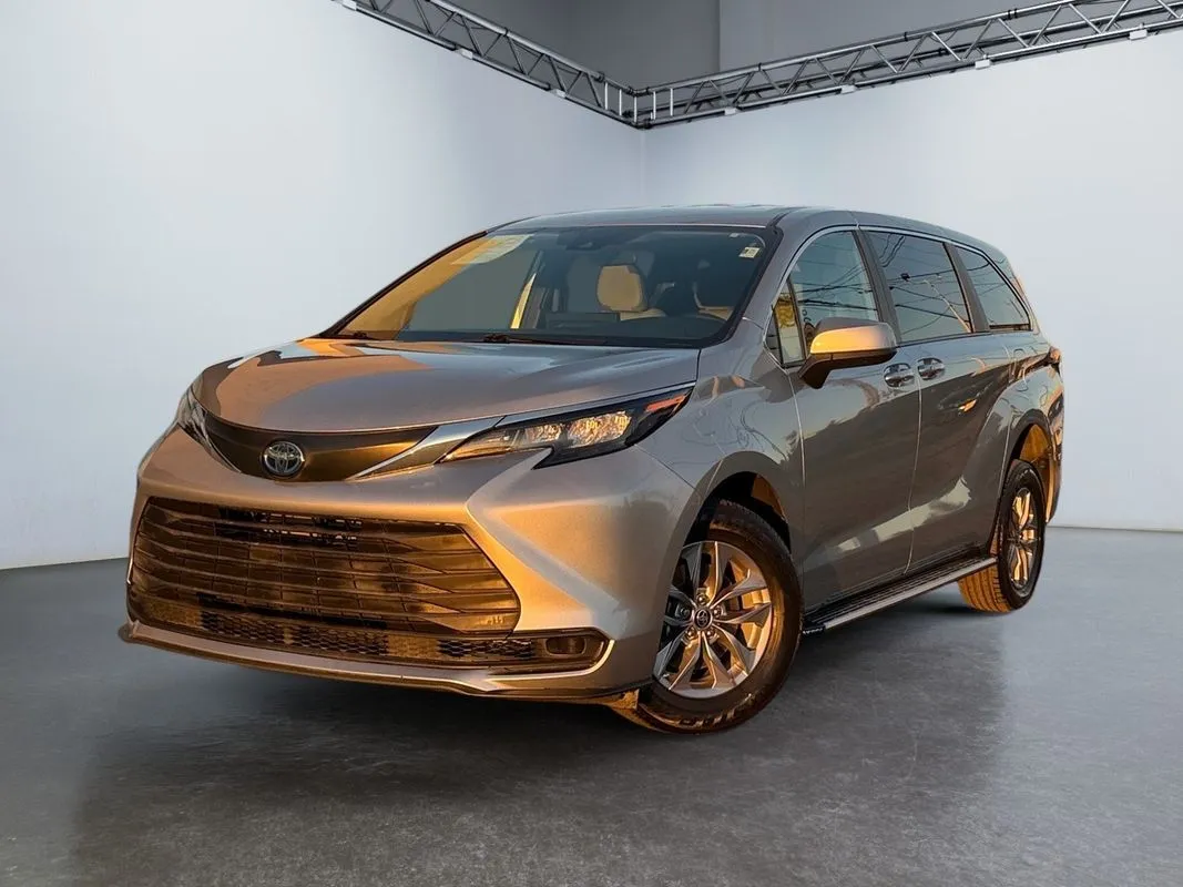 Silver 2025 Toyota Sienna Hybrid LE for sale in Morrisville, PA