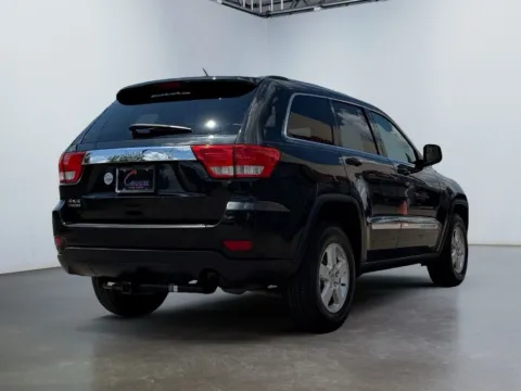 More photos of 2013 Jeep Grand Cherokee Laredo at Grace Auto Group, PA