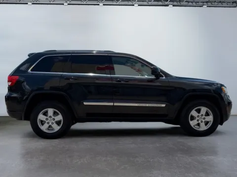 More photos of 2013 Jeep Grand Cherokee Laredo at Grace Auto Group, PA