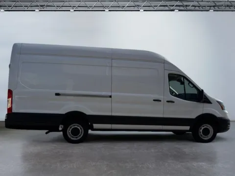 More photos of 2022 Ford Transit 350 at Grace Auto Group, PA