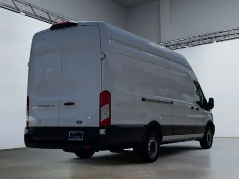 More photos of 2022 Ford Transit 350 at Grace Auto Group, PA