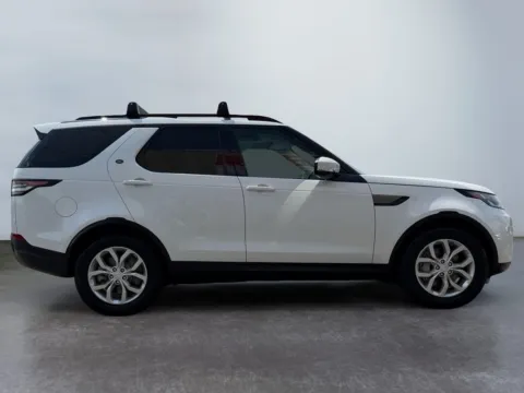 More photos of 2019 Land Rover Discovery SE at Grace Auto Group, PA