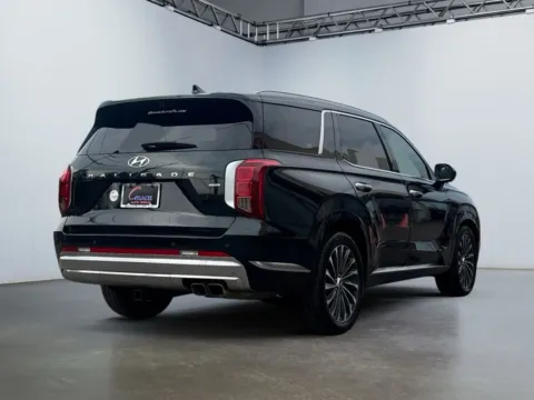 More photos of 2023 Hyundai PALISADE Calligraphy at Grace Auto Group, PA