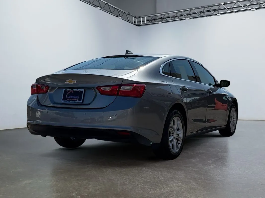 2024 Chevrolet Malibu 1LT photo 14