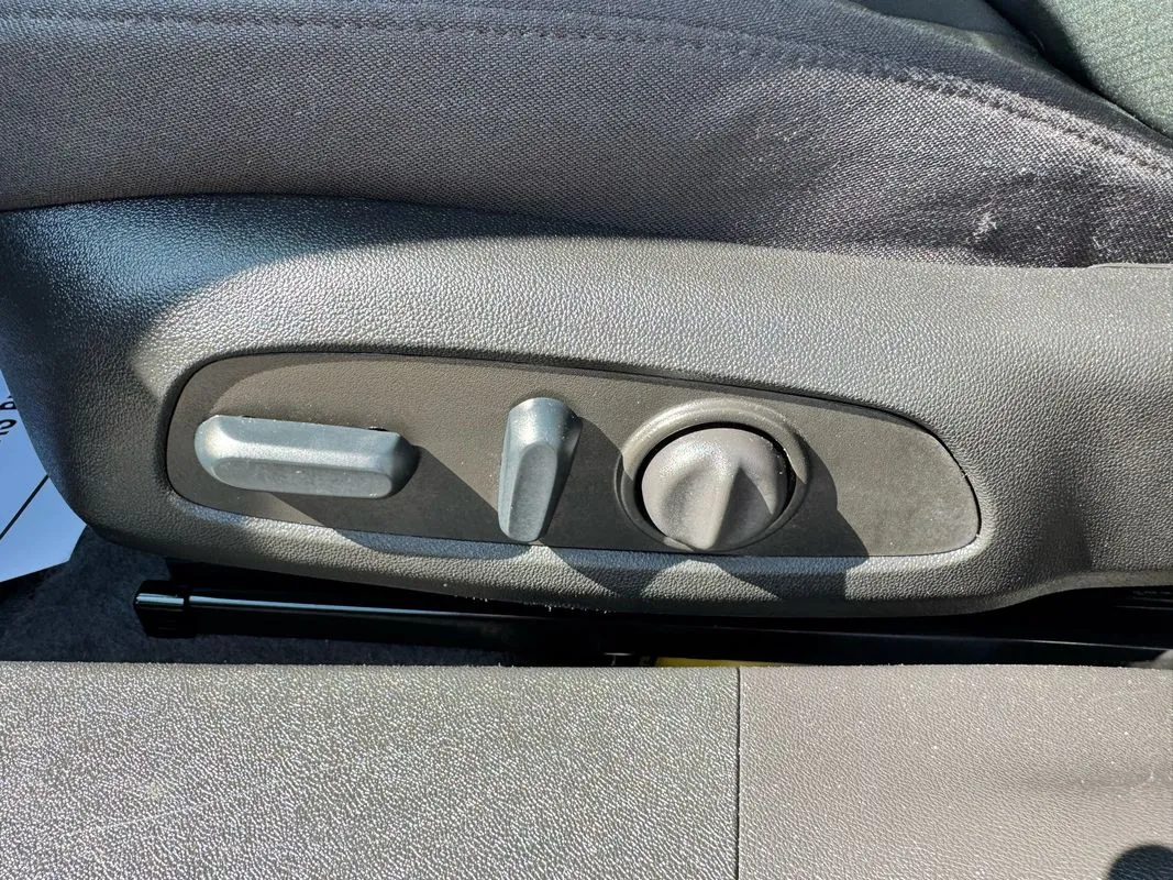 2024 Chevrolet Malibu 1LT photo 31
