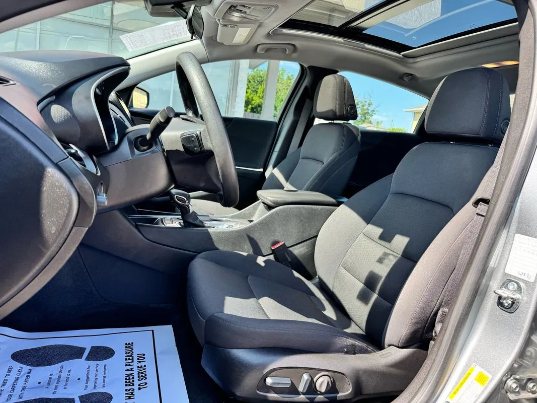 2024 Chevrolet Malibu 1LT photo 32