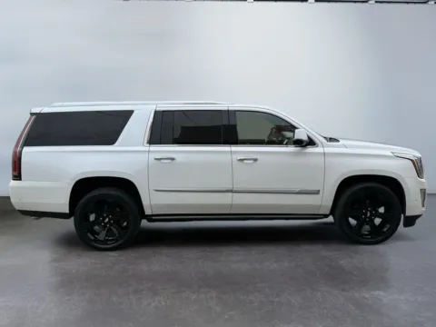 More photos of 2017 Cadillac Escalade ESV Platinum at Grace Auto Group, PA