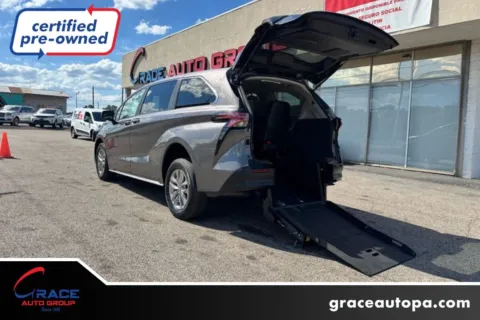 Gray 2022 Toyota Sienna LE 8-Passenger for sale in Morrisville, PA