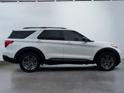 More photos of 2021 Ford Explorer XLT at Grace Auto Group, PA