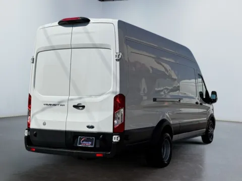 More photos of 2022 Ford Transit 350 HD at Grace Auto Group, PA