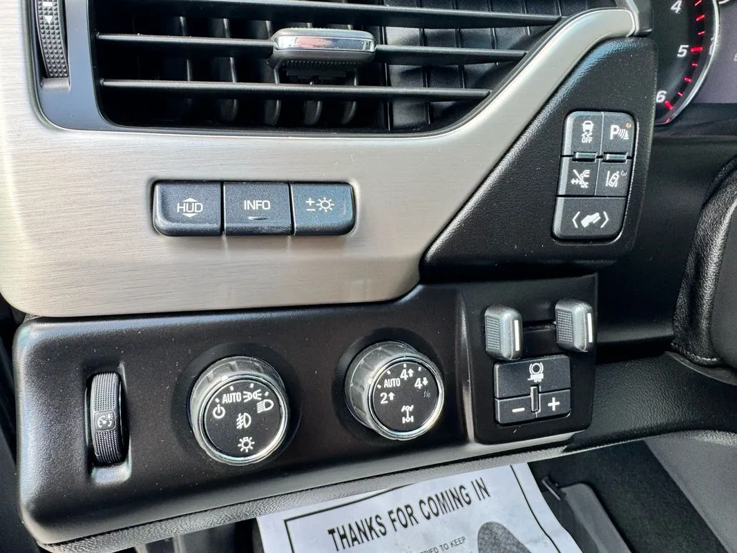 2015 Gmc Yukon Denali photo 3