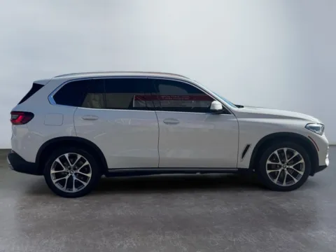 More photos of 2021 BMW X5 xDrive40i at Grace Auto Group, PA