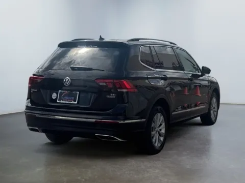 More photos of 2018 Volkswagen Tiguan 2.0T SE 4Motion at Grace Auto Group, PA