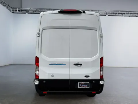 More photos of 2022 Ford E-Transit 350 at Grace Auto Group, PA
