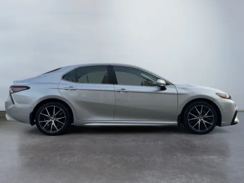 More photos of 2024 Toyota Camry Hybrid SE at Grace Auto Group, PA
