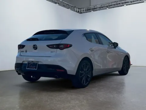 More photos of 2022 Mazda Mazda3 Hatchback Select at Grace Auto Group, PA