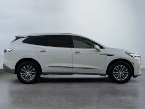 More photos of 2022 Buick Enclave FWD Premium at Grace Auto Group, PA