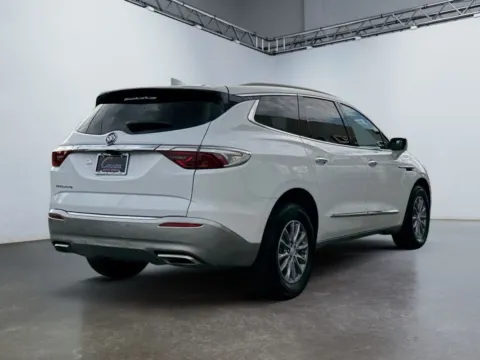 More photos of 2022 Buick Enclave FWD Premium at Grace Auto Group, PA
