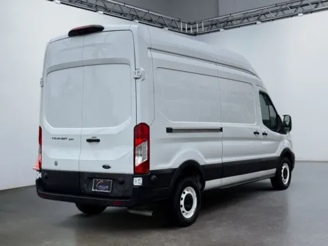 More photos of 2022 Ford Transit 250 at Grace Auto Group, PA