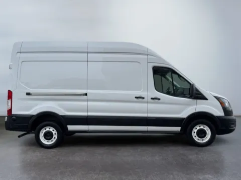 More photos of 2022 Ford Transit 250 at Grace Auto Group, PA