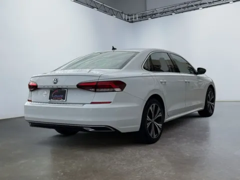 More photos of 2021 Volkswagen Passat 2.0T SE at Grace Auto Group, PA
