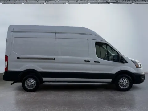 More photos of 2022 Ford Transit 250 at Grace Auto Group, PA