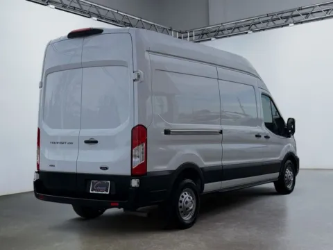 More photos of 2022 Ford Transit 250 at Grace Auto Group, PA