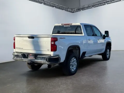 More photos of 2021 Chevrolet Silverado 2500HD 4WD Crew Cab Standard Bed LT at Grace Auto Group, PA