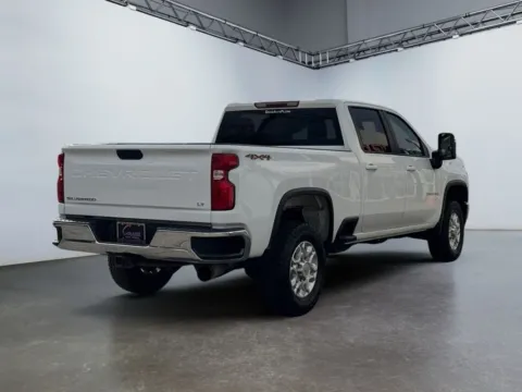 More photos of 2021 Chevrolet Silverado 2500HD 4WD Crew Cab Standard Bed LT at Grace Auto Group, PA