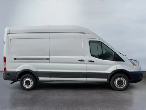 More photos of 2022 Ford Transit 250 at Grace Auto Group, PA