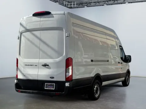 More photos of 2022 Ford Transit 350 at Grace Auto Group, PA
