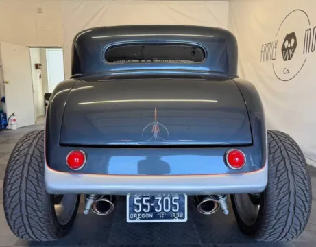 More photos of 1932 Ford Model B 3 Window at Family Motor Company, OR