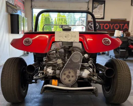 More photos of 1977 Volkswagen Beetle Convertible at Family Motor Company, OR