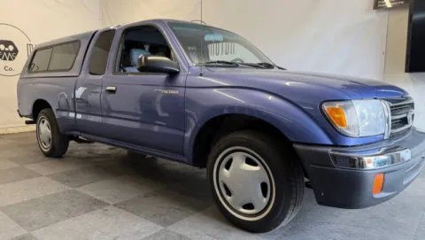 Purple 2000 Toyota Tacoma SR5 for sale in Tualatin, OR