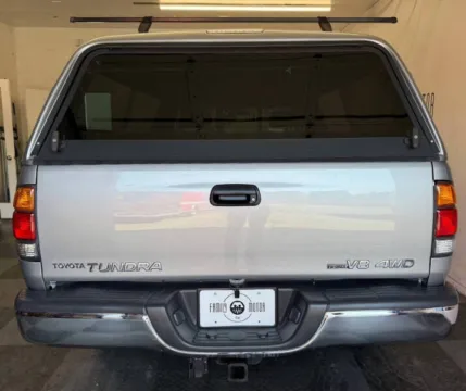 More photos of 2002 Toyota Tundra SR5 V8 at Family Motor Company, OR