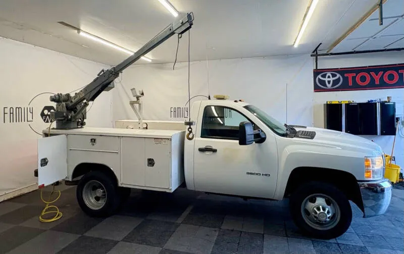 White 2010 Chevrolet Silverado 3500HD Work Truck for sale in Tualatin, OR