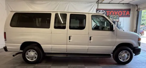 Photos of 2014 Ford E-Series E-350 SD XL for sale in Tualatin, OR at Family Motor Company
