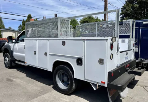 More photos of 2015 Ford F-550 Super Duty at Family Motor Company, OR