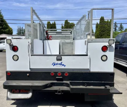 More photos of 2015 Ford F-550 Super Duty at Family Motor Company, OR