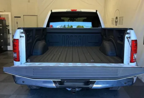More photos of 2016 Ford F-150 XLT at Family Motor Company, OR
