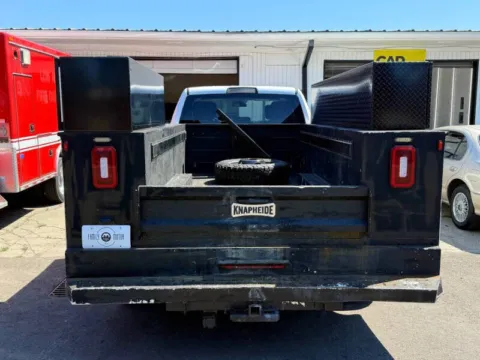 More photos of 2018 RAM 3500 Tradesman at Family Motor Company, OR